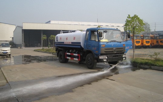東風153<a href=http://www.suruobin1220.com.cn/ssc target=_blank class=infotextkey>灑水車</a>測試圖片