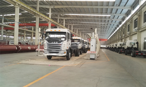 江淮格爾發<a href=http://www.suruobin1220.com.cn/ssc target=_blank class=infotextkey>灑水車</a>批量出口委內瑞拉