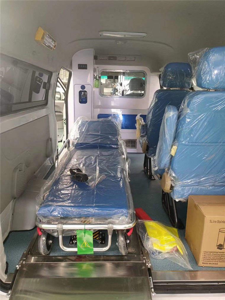 國(guó)六金杯小S救護(hù)車（汽油版）