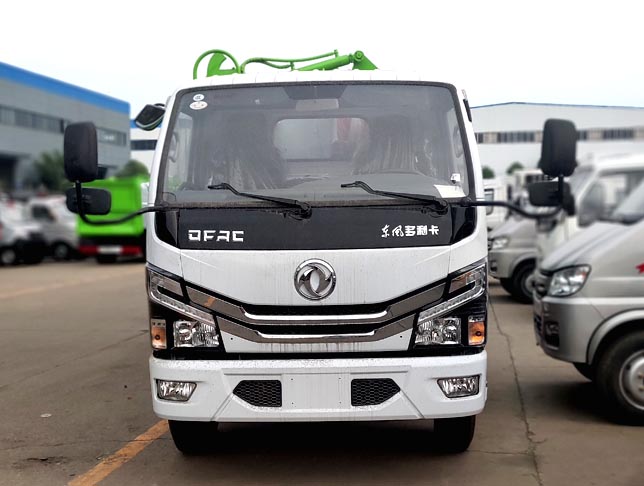 東風(fēng)小多利卡國(guó)六側(cè)掛桶垃圾車圖片2