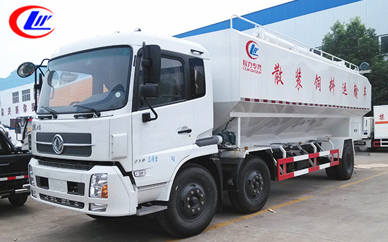 30立方東風天錦小三軸<a href=http://www.suruobin1220.com.cn/siliaoche/ target=_blank class=infotextkey>飼料車</a>