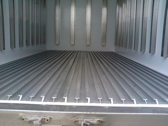 國四<a href=http://www.suruobin1220.com.cn/lcc/ target=_blank class=infotextkey>冷藏車</a>